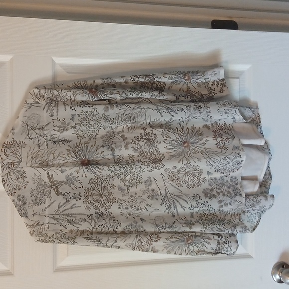 Motherhood Maternity Small Floral Print Women's Top - Picture 7 of 8